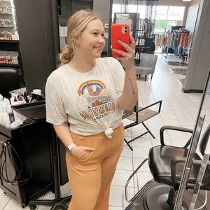 Meet your Posher, Carly